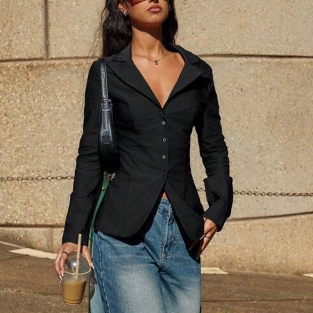 Forever 21 Black Tailored Blazer - Picture 2 of 6